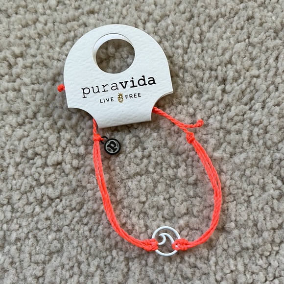 Set of 3 brand new Pura Vida bracelets - Picture 3 of 8